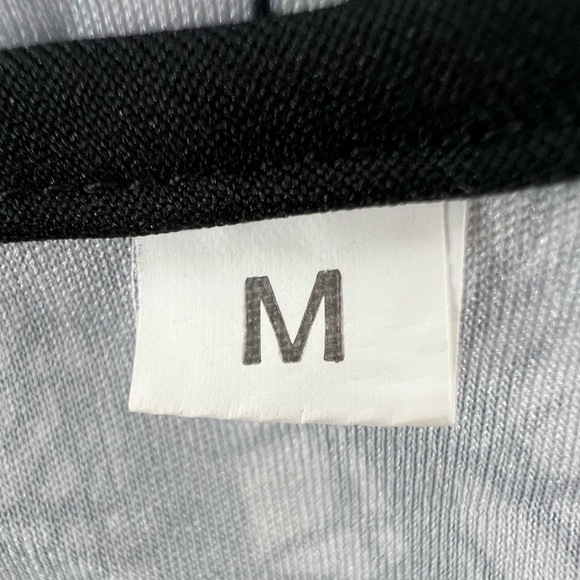 White Bird Bell Sleeve Scoop Neck Pleated Blouse Size Medium Women’s - Picture 2 of 4